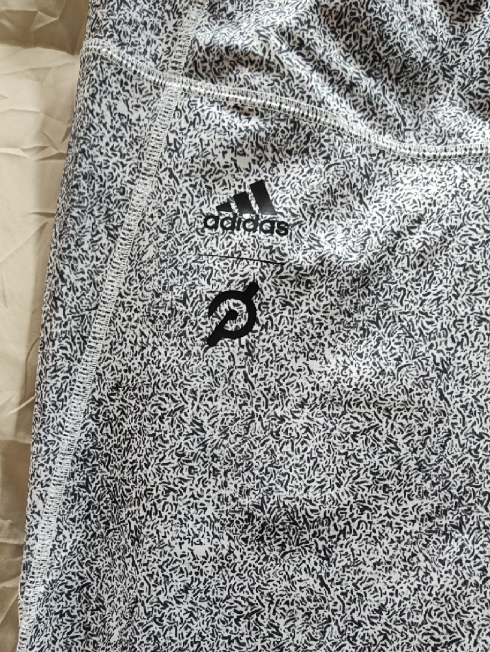 Adidas Peloton Gray Speckle Leggings with Orange and Pink Colorblock - Picture 2 of 4